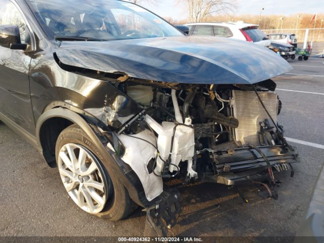 JN1BJ1CV0LW551617 Nissan Rogue Sport Sv Fwd Xtronic Cvt