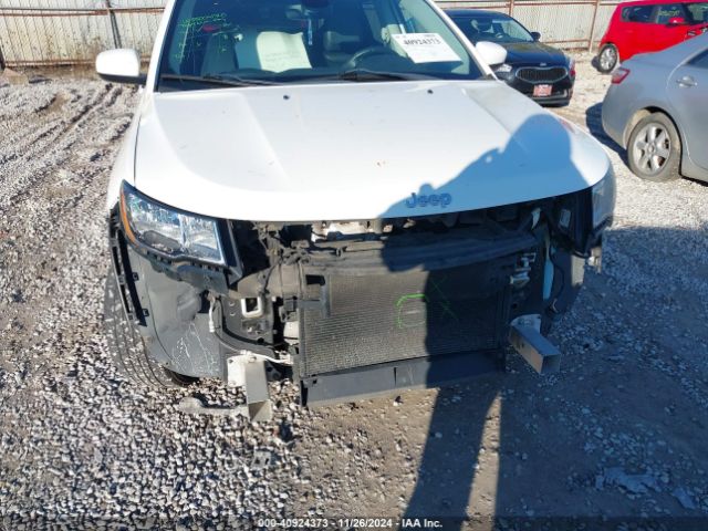 3C4NJDBB7HT597316 Jeep New Compass Latitude 4x4