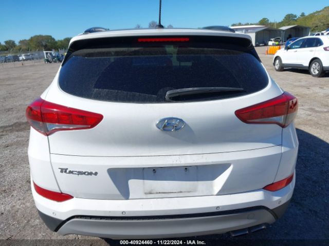 KM8J33A26HU574857 Hyundai Tucson Value