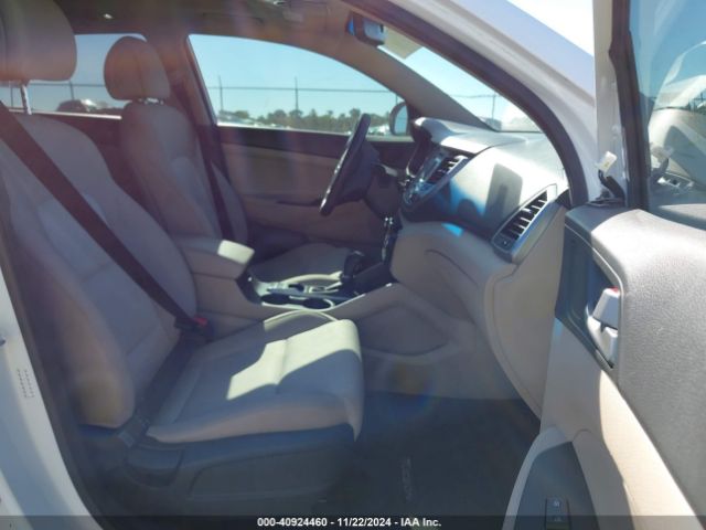 2017 HYUNDAI TUCSON KM8J33A26HU574857 Photo 4