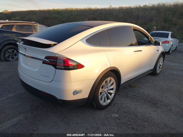 2020 TESLA MODEL X 5YJXCBE21LF260926 Photo 3
