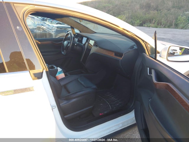 2020 TESLA MODEL X 5YJXCBE21LF260926 Photo 4