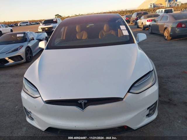 2020 TESLA MODEL X 5YJXCBE21LF260926 Photo 5