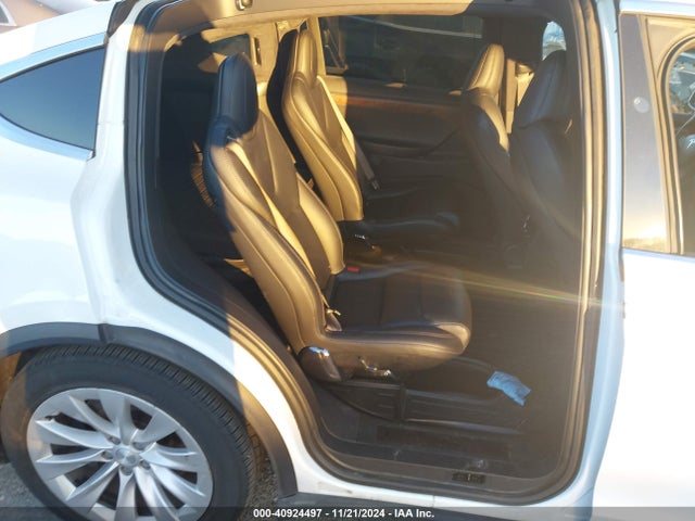 2020 TESLA MODEL X 5YJXCBE21LF260926 Photo 7