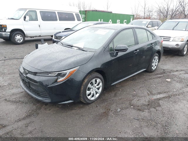 Toyota COROLLA LE 2023 JTDB4MEE9PJ010071 Image 2