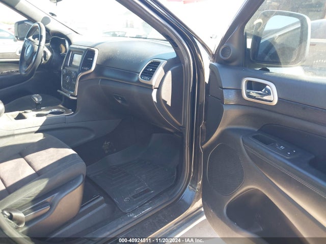 Jeep Grand Cherokee Laredo 2014 1C4RJEAG1EC243268 Image 5