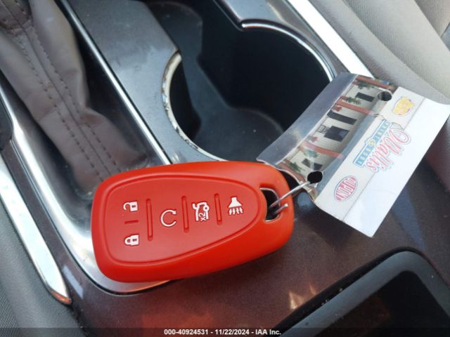 1G1ZD5ST2KF111237 Chevrolet MALIBU LT