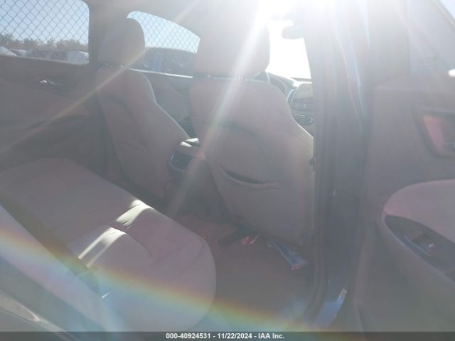 1G1ZD5ST2KF111237 Chevrolet MALIBU LT