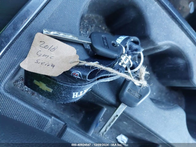 3GTU2NEC1JG291634 GMC Sierra 1500 Slt