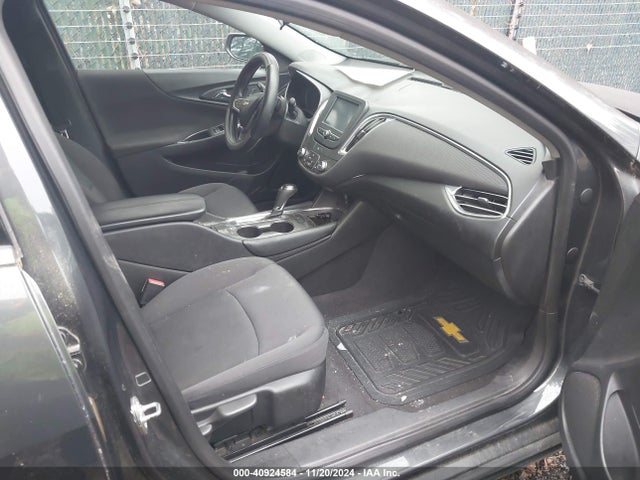 Chevrolet MALIBU 1LT 2017 1G1ZE5ST2HF177700 Image 5