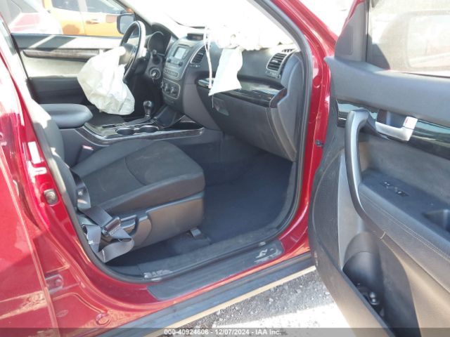 5XYKT3A66EG436275 KIA SORENTO LX
