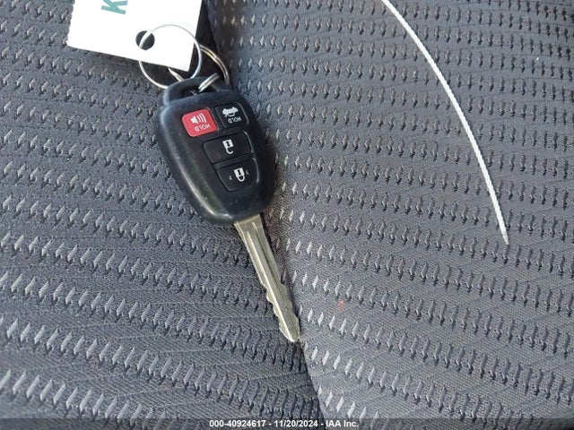 Toyota CAMRY LE 2016 4T4BF1FK6GR555559 Image 11