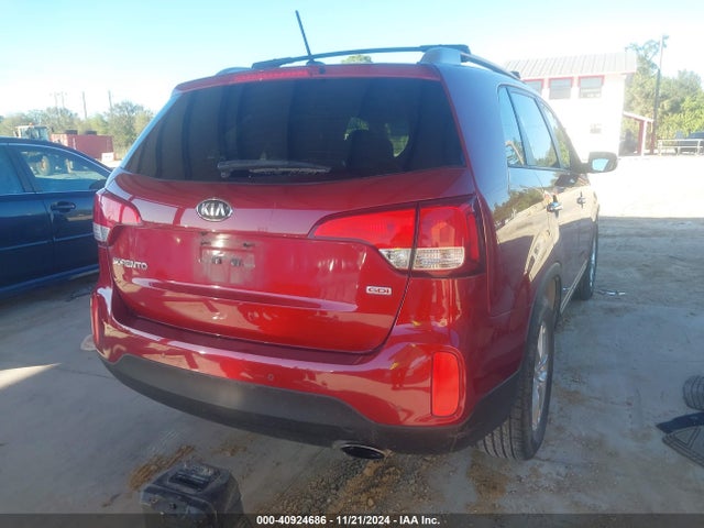 KIA SORENTO LX 2014 5XYKT3A6XEG437283 Image 4