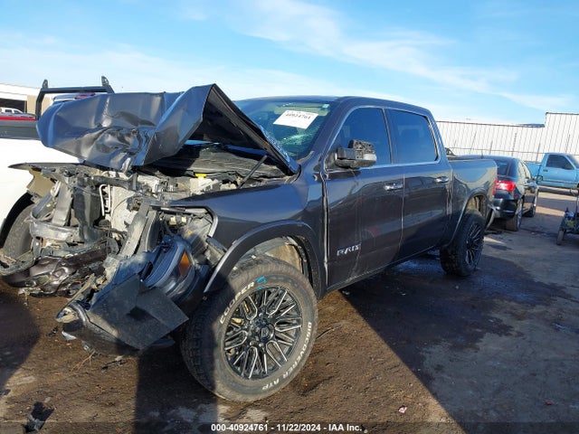 1C6SRFJT2KN607590 RAM 1500 Laramie  4x4 5'7 Box