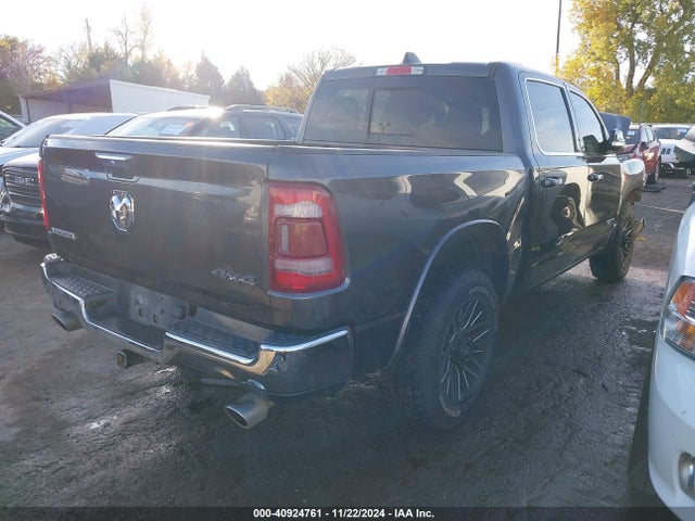 1C6SRFJT2KN607590 RAM 1500 Laramie  4x4 5'7 Box