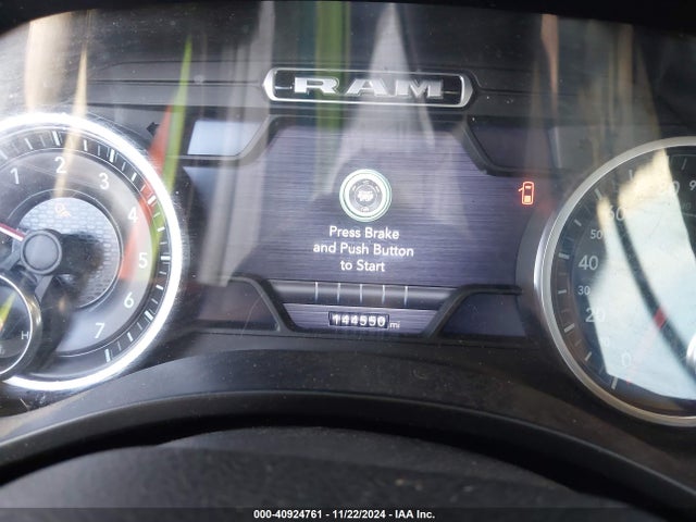 1C6SRFJT2KN607590 RAM 1500 Laramie  4x4 5'7 Box