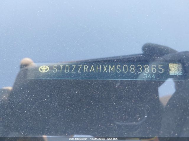 5TDZZRAHXMS083865 Toyota Highlander Le