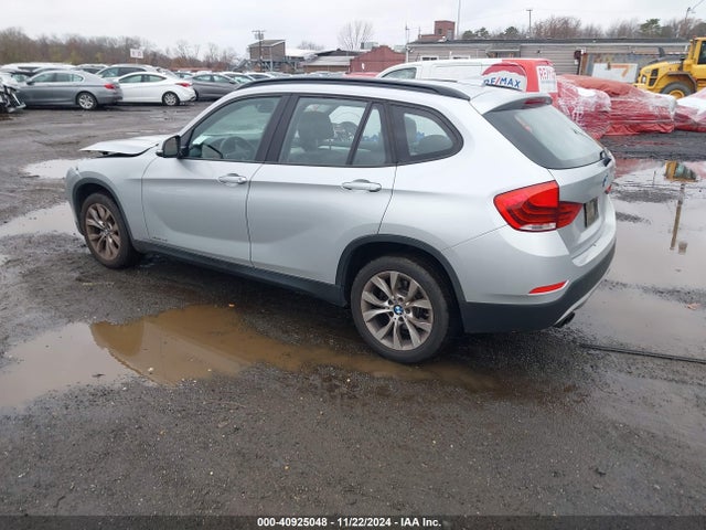 BMW X1 Xdrive28i 2014 WBAVL1C57EVY14261 Image 3