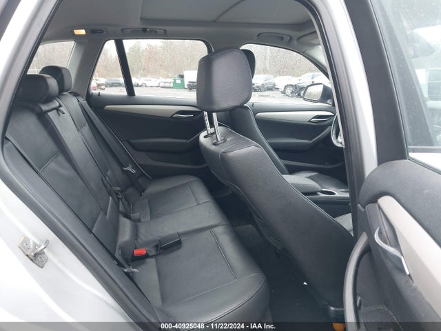 BMW X1 Xdrive28i 2014 WBAVL1C57EVY14261 Image 8