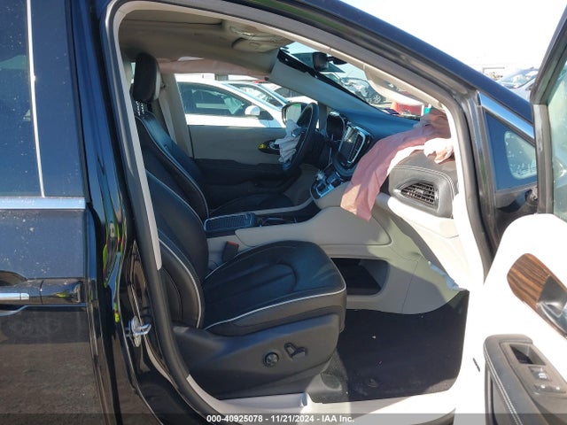 2C4RC1S7XNR217065 Chrysler Pacifica Hybrid Limited