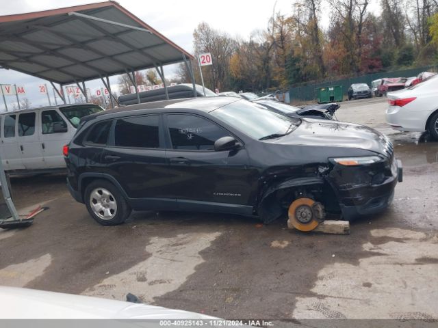 1C4PJLAB9EW319186 Jeep Cherokee Sport