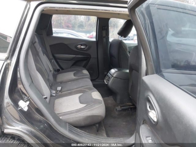 1C4PJLAB9EW319186 Jeep Cherokee Sport