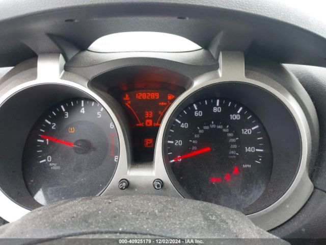 JN8AF5MV3FT563058 Nissan Juke Sv