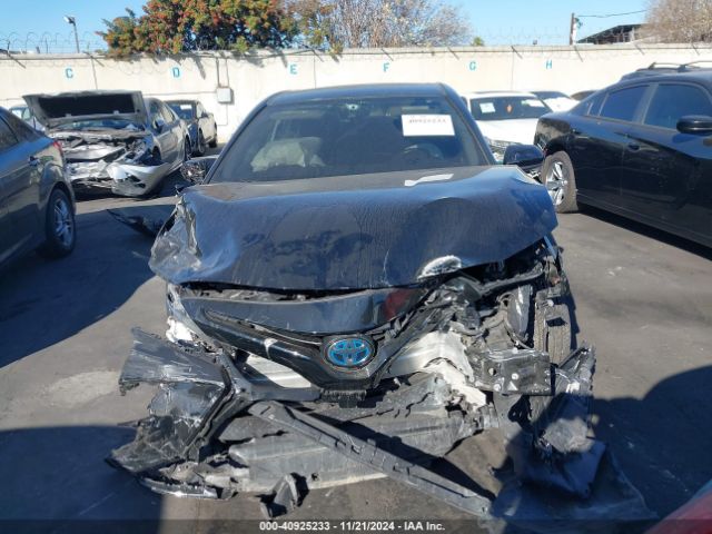 4T1B21HK2KU518682 Toyota Camry Hybrid Se