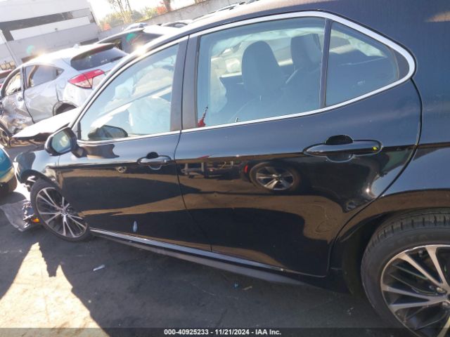 4T1B21HK2KU518682 Toyota Camry Hybrid Se