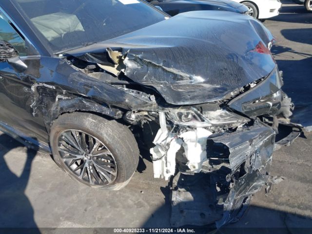 4T1B21HK2KU518682 Toyota Camry Hybrid Se