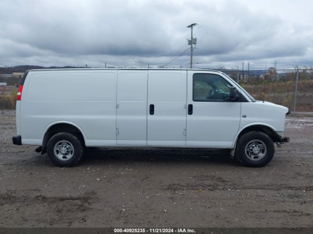 1GCWGBFP2J1265214 Chevrolet Express 2500 Work Van