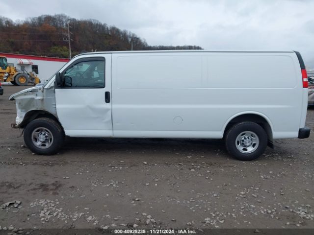 1GCWGBFP2J1265214 Chevrolet Express 2500 Work Van