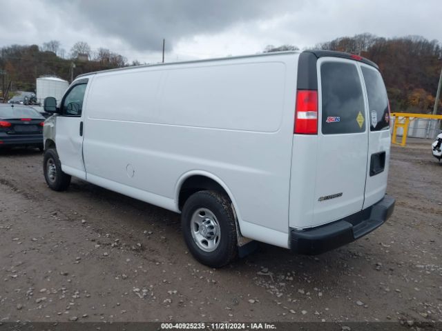 1GCWGBFP2J1265214 Chevrolet Express 2500 Work Van