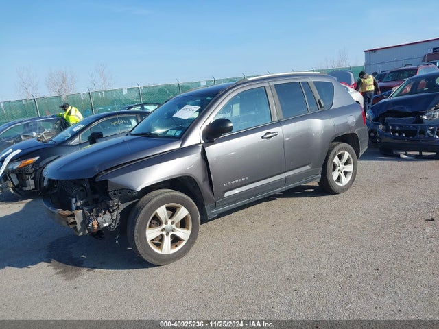 Jeep Compass Sport 2016 1C4NJDBB7GD779358 Image 2