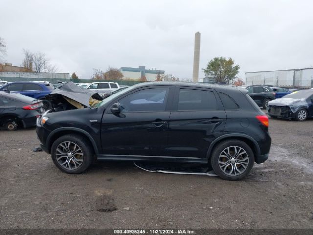 JA4AR3AW1HZ022704 Mitsubishi Outlander Sport 2.4 Se