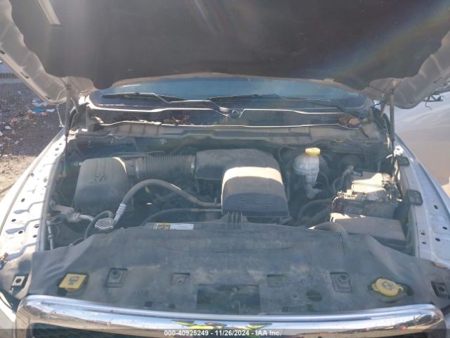 1C6RR6FG8JS336545 RAM 1500 Tradesman  4x2 6'4 Box