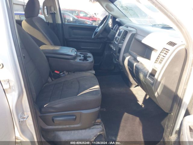 1C6RR6FG8JS336545 RAM 1500 Tradesman  4x2 6'4 Box