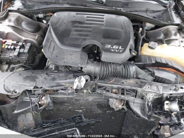 2C3CDXHG0FH863398 Dodge Charger Sxt