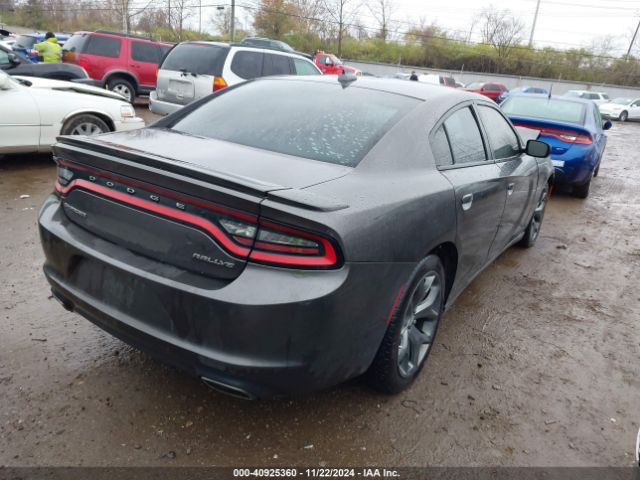 2C3CDXHG0FH863398 Dodge Charger Sxt