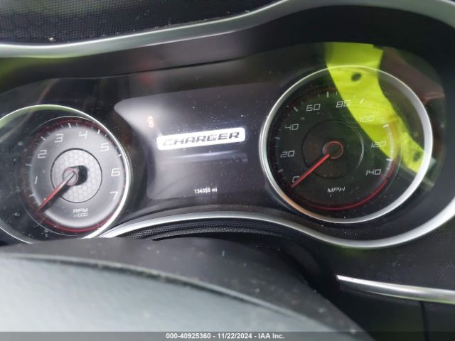 2C3CDXHG0FH863398 Dodge Charger Sxt