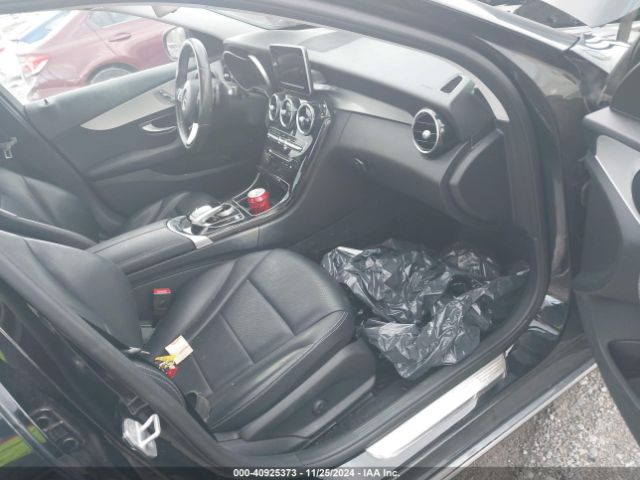 55SWF4JB0GU145792 Mercedes-Benz C-class C 300/luxury/sport