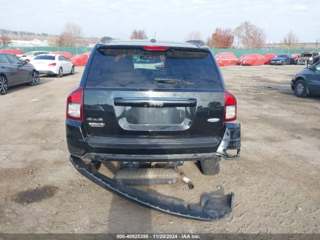 1C4NJDEB0GD784994 Jeep Compass Latitude