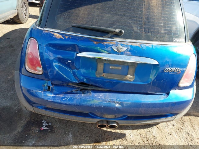 2006 MINI COOPER S WMWRE33576TJ37006 Photo 5