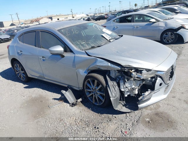 2018 3MZBN1L34JM264291 main image