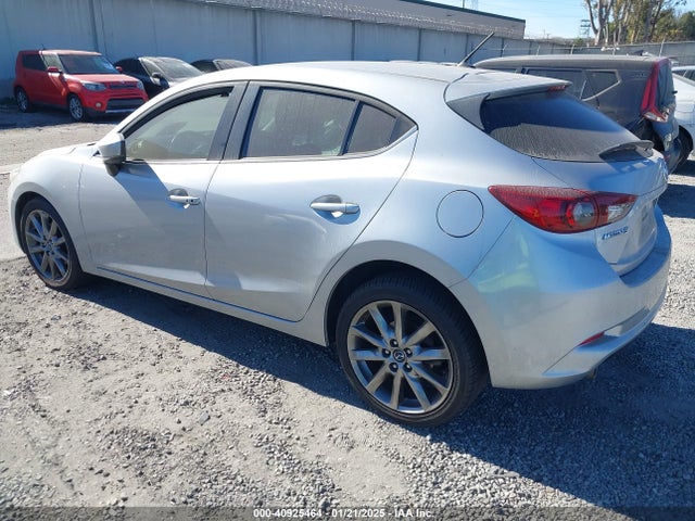 3MZBN1L34JM264291 Mazda Mazda3 Touring