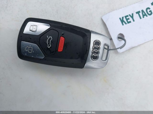 WA1LAAF72JD047071 Audi Q7 3.0t Premium