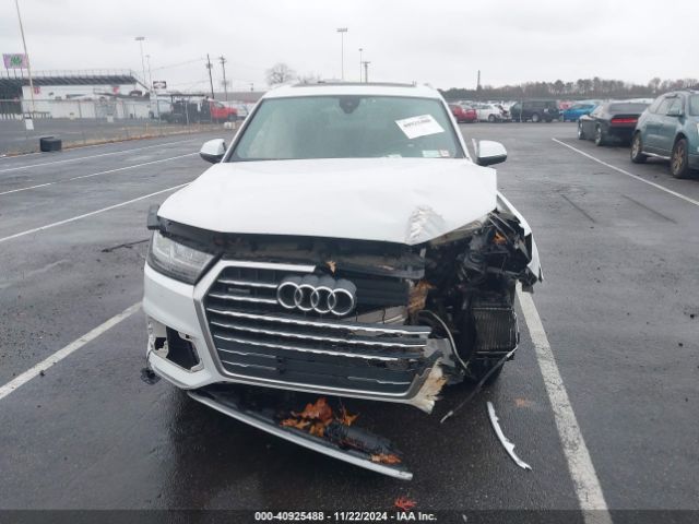 WA1LAAF72JD047071 Audi Q7 3.0t Premium