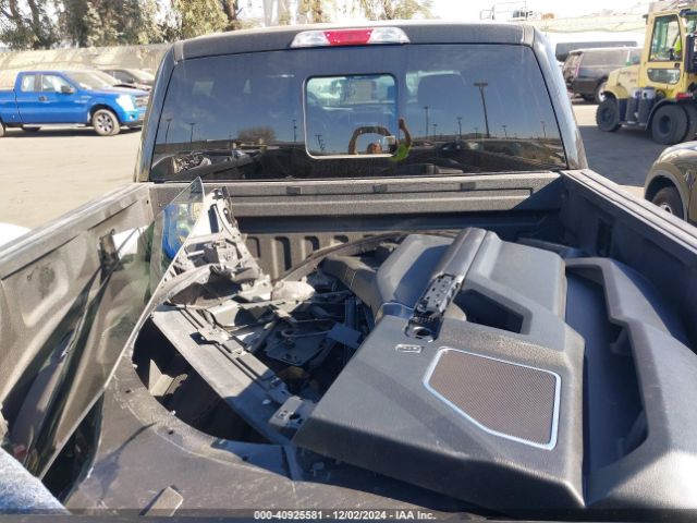 1FTEW1EG4JFA18662 Ford F-150 Lariat
