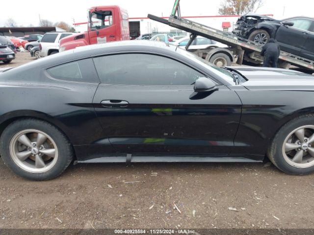 1FA6P8AM2F5377551 Ford Mustang V6