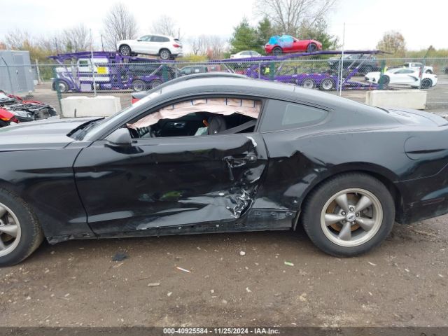 1FA6P8AM2F5377551 Ford Mustang V6
